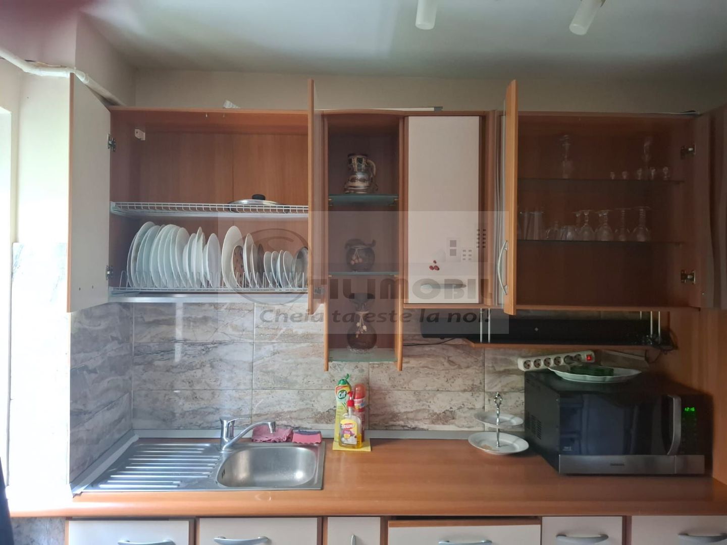 Apartament 3 Camere Podul de Piatra - 550 euro - Poză 11