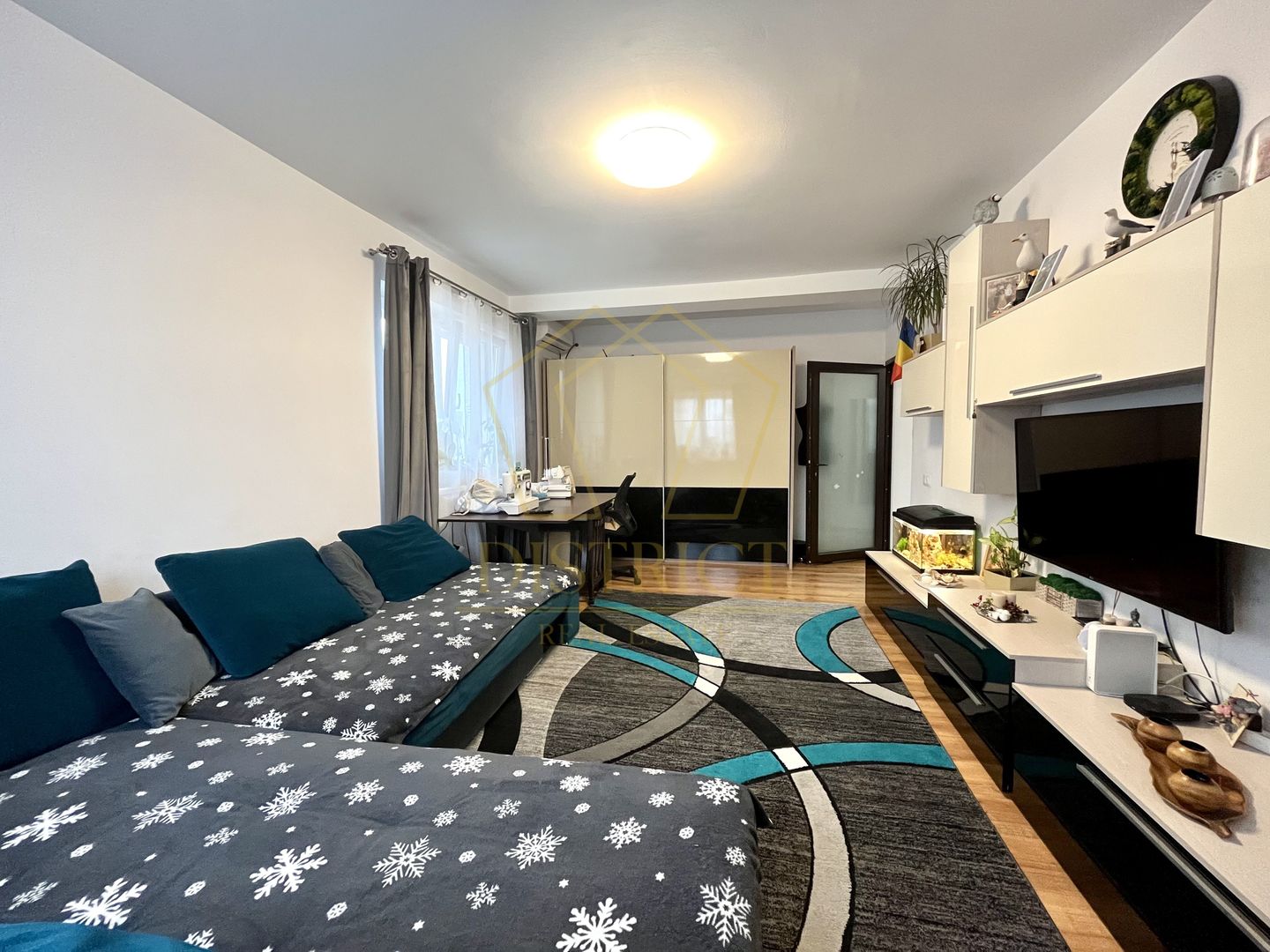 Apartament decomandat cu 2 camere | Giroc - Poză 3