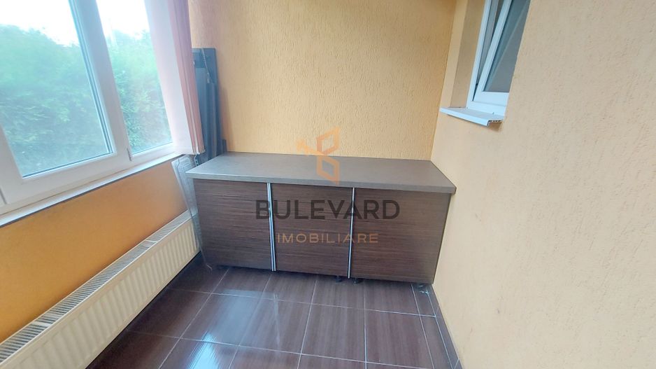 Apartament cu 2 camere , zona strazii Sub Cetate! - Poză 3