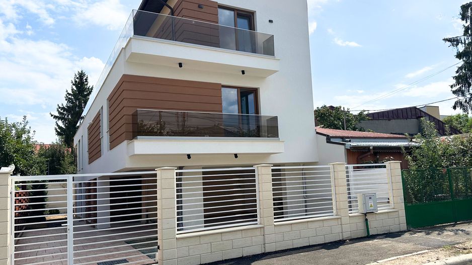 Vanzare apartament 3 camere cu gradina la 5 minute de metrou - Poză 2