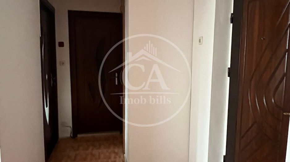 Apartament cu 3 camere de vânzare in zona Cantemir, Oradea - Poză 12
