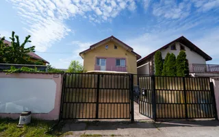 Oaza de liniste in Bariera Valcii – casa P+1 cu terasa, curte si acces securizat - Poză 35