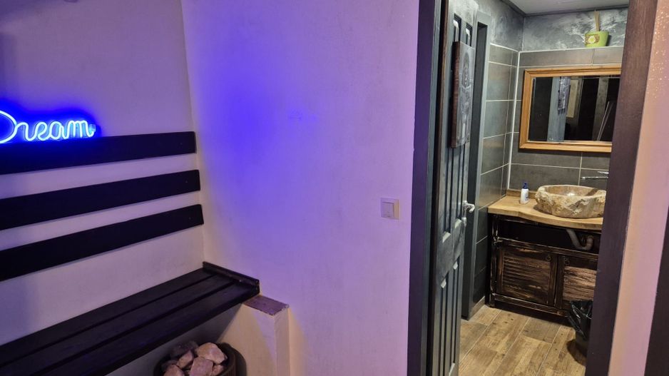 Str Lunga, zona Mielul Alb, spatiu comercial de 82mp tip crama, 129900 euro - Poză 13