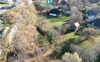 Casă de lemn, cu teren în Borșa - Poză 24