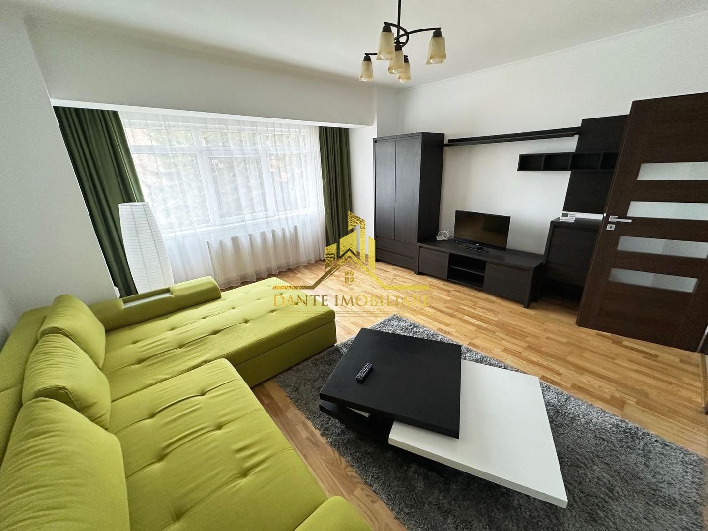 2 camere, decomandat, modern, bloc nou, parcare, Centru, Tr Mosoiu - Poză 4