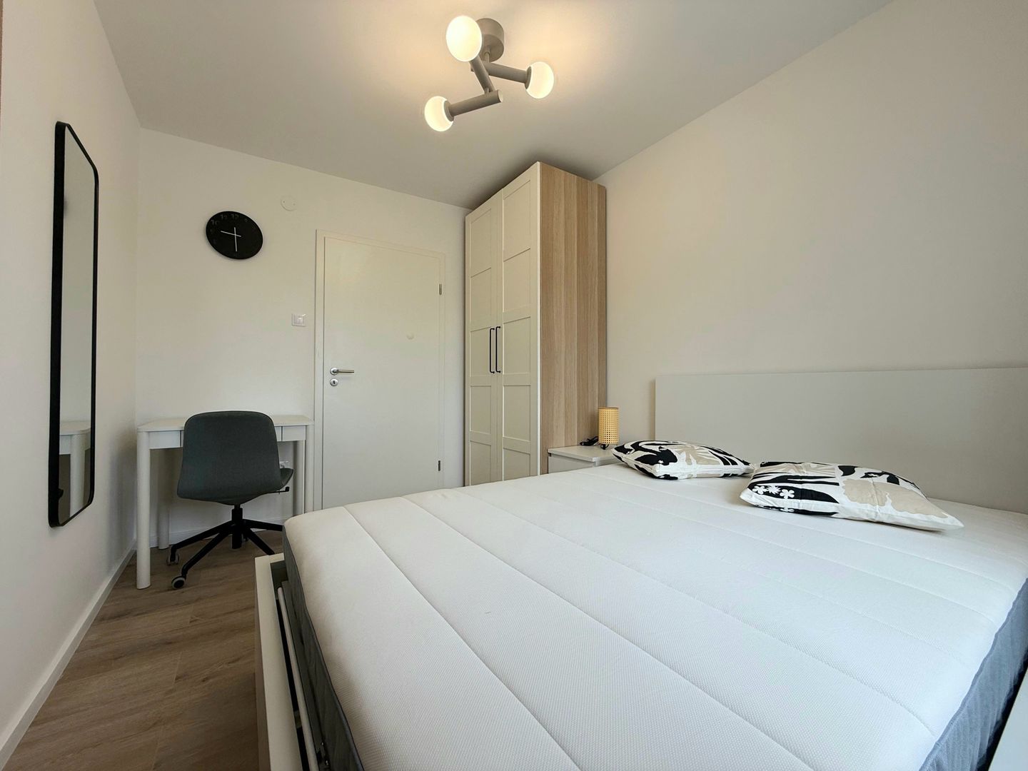 Apartament 3 camere, Centrul Civic - Poză 2