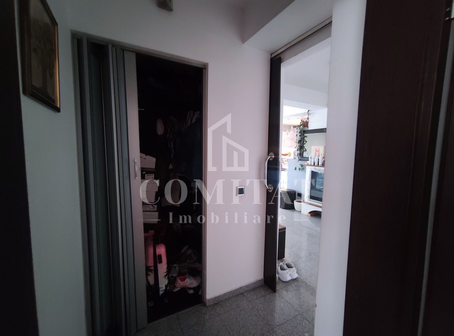 APARTAMENT DE VÂNZARE | TERASĂ 11 MP + PARCARE | BLOC TIP VILĂ - Poză 14