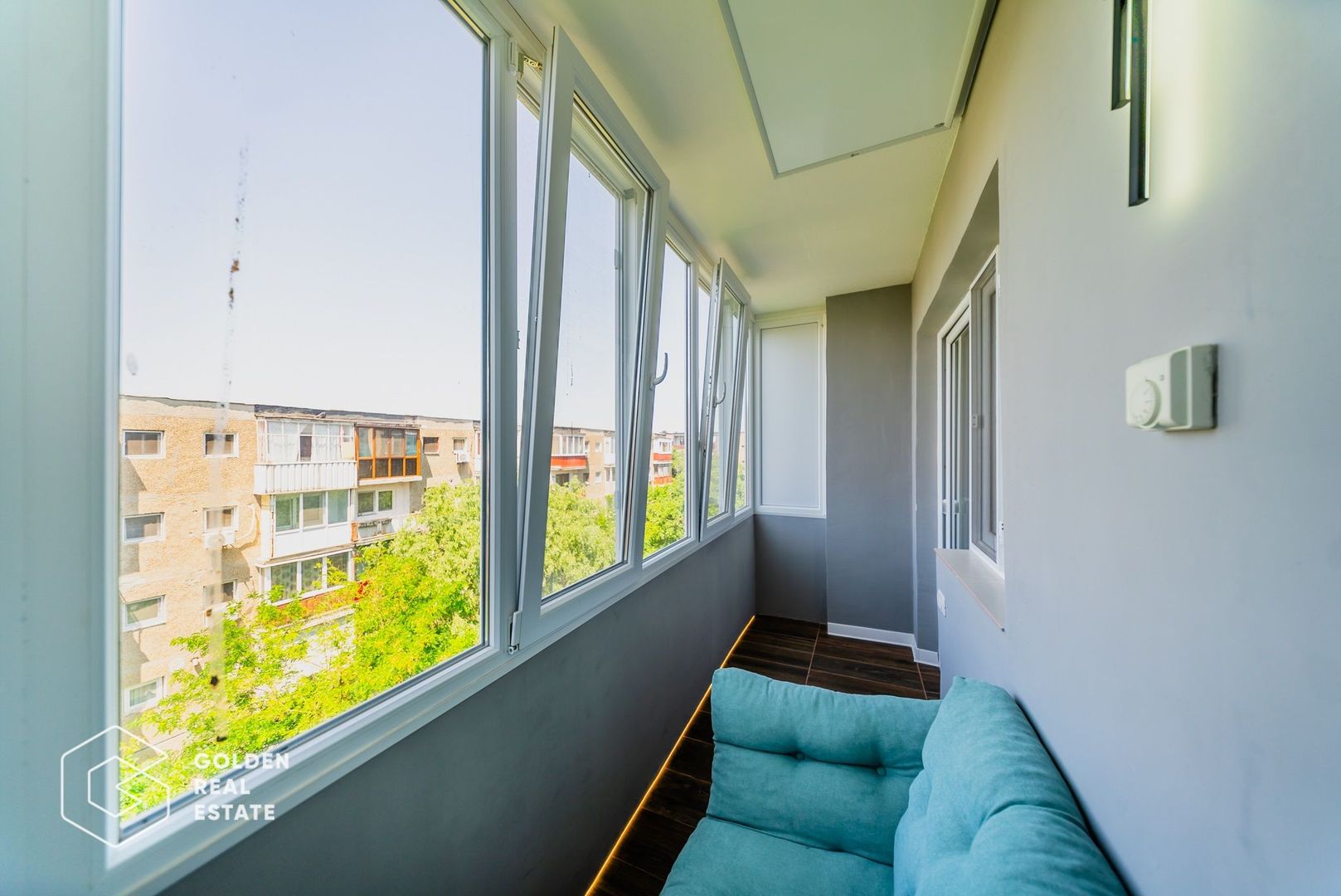 Garsoniera confort 1 la cheie, zona Micalaca - Poză 12