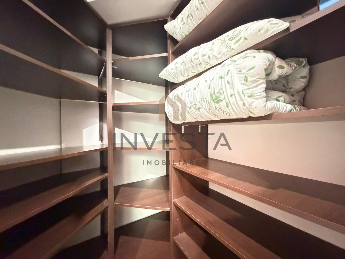 Casa finisata modern - zona centrala! - Poză 8