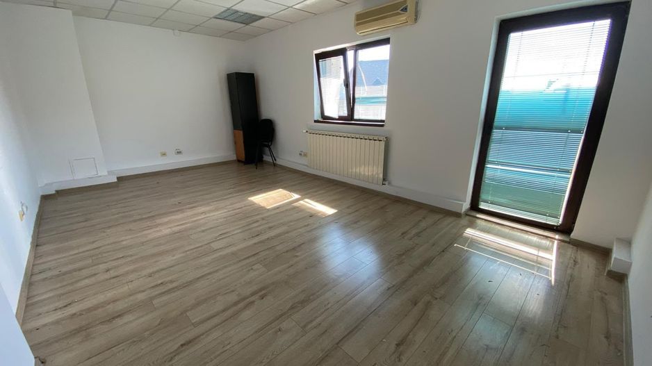 37 mp - BIROU || CALEA MOSILOR - Poză 1