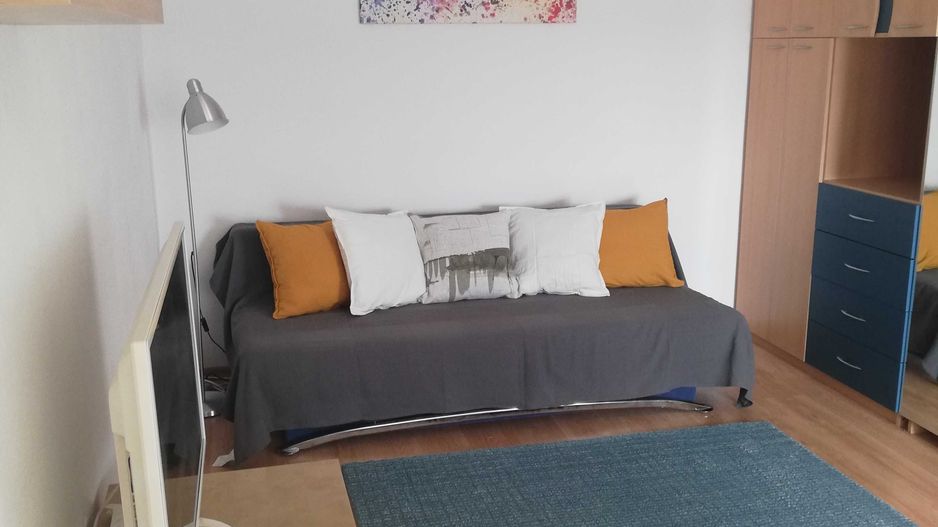 Vanzare garsoniera Piata Victoriei sect 1 - Poză 2