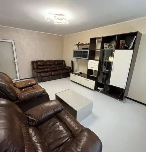 Apartament 3 camere, 2 bai, I.C.Frimu - Poză 1