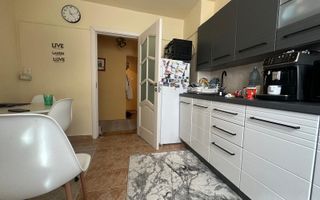 3 camere | centrala proprie | etaj intermediar | mobilat si utilat | - Poză 3