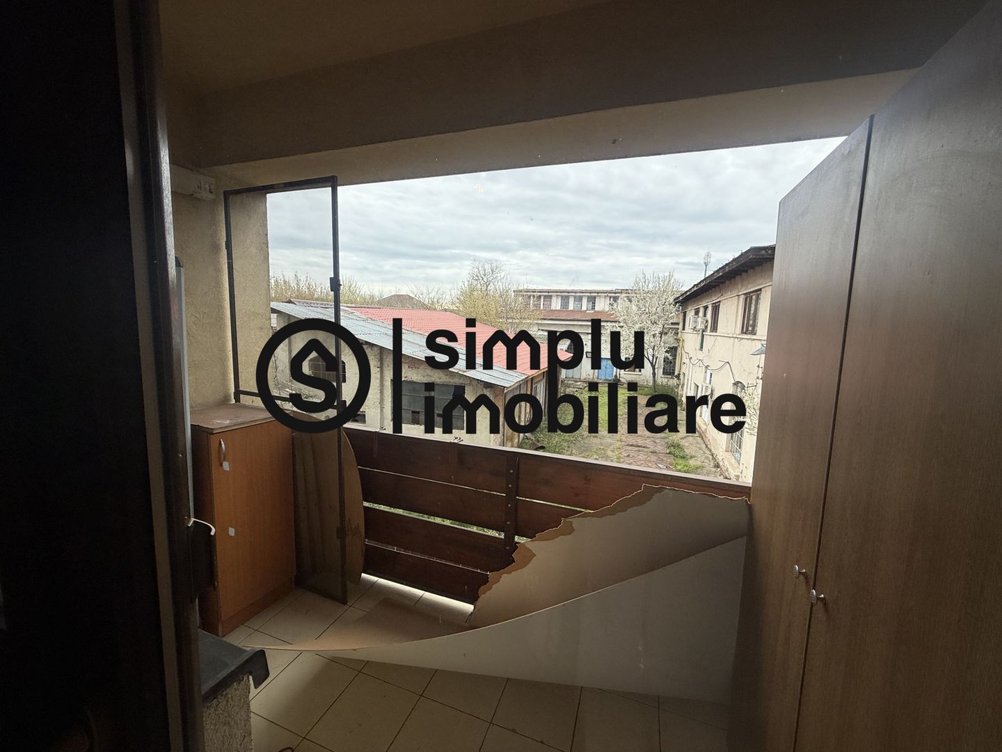 Apartament 3 Camere Decomandat Central et 1/4 - Poză 14