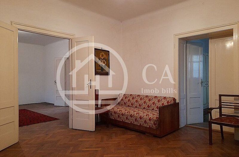 Apartament la casa cu 4 camere de vanzare zona ultracentrala Oradea - Poză 7