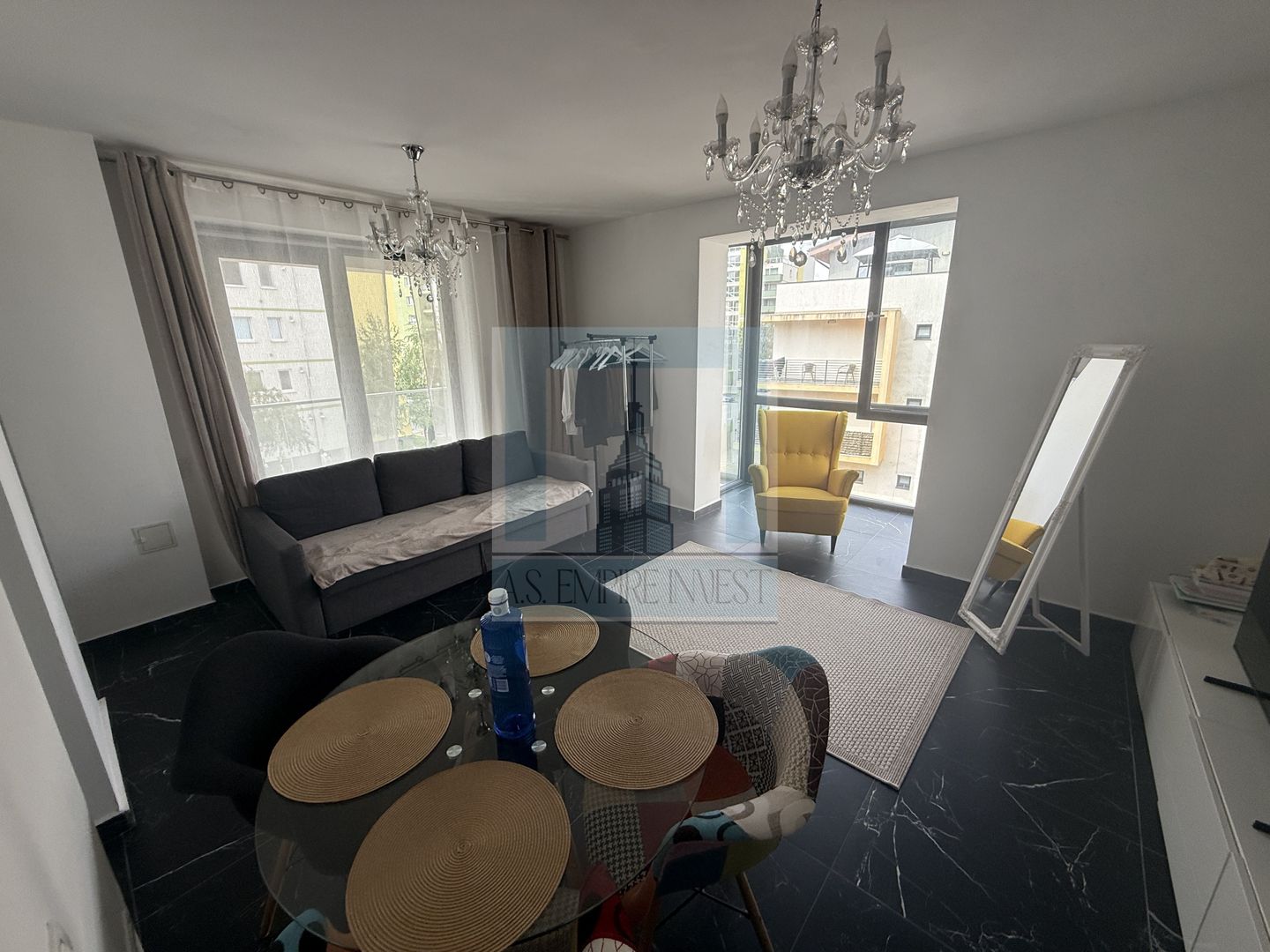 Apartament 2 camere mobilat/utilat, parcare privata-zona Tractorul - Poză 1