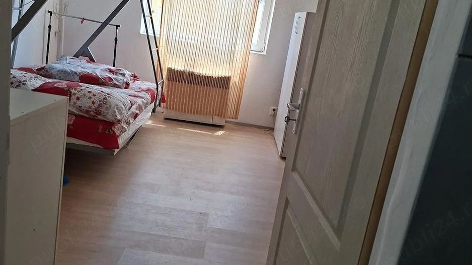 Iosefin | Decomandată | Etaj 3 | Aer condiționat | Lângă Bega - Poză 1