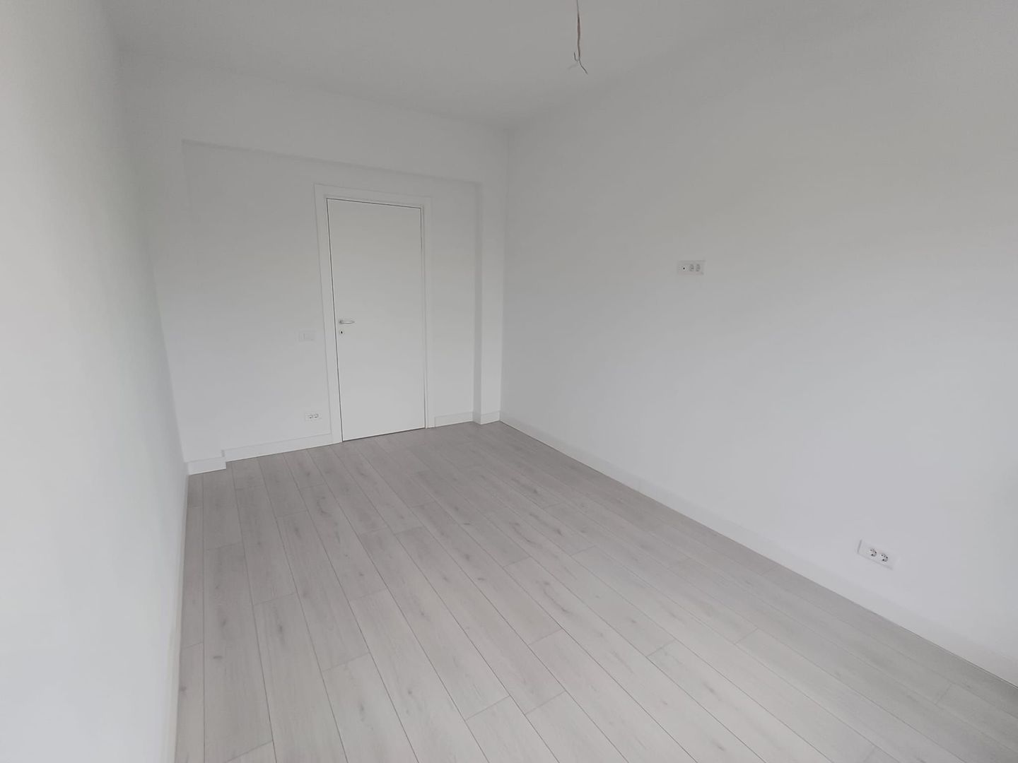 Apartament 3 camere Central District Fizicienilor Camil Ressu I.O.R. - Poză 11