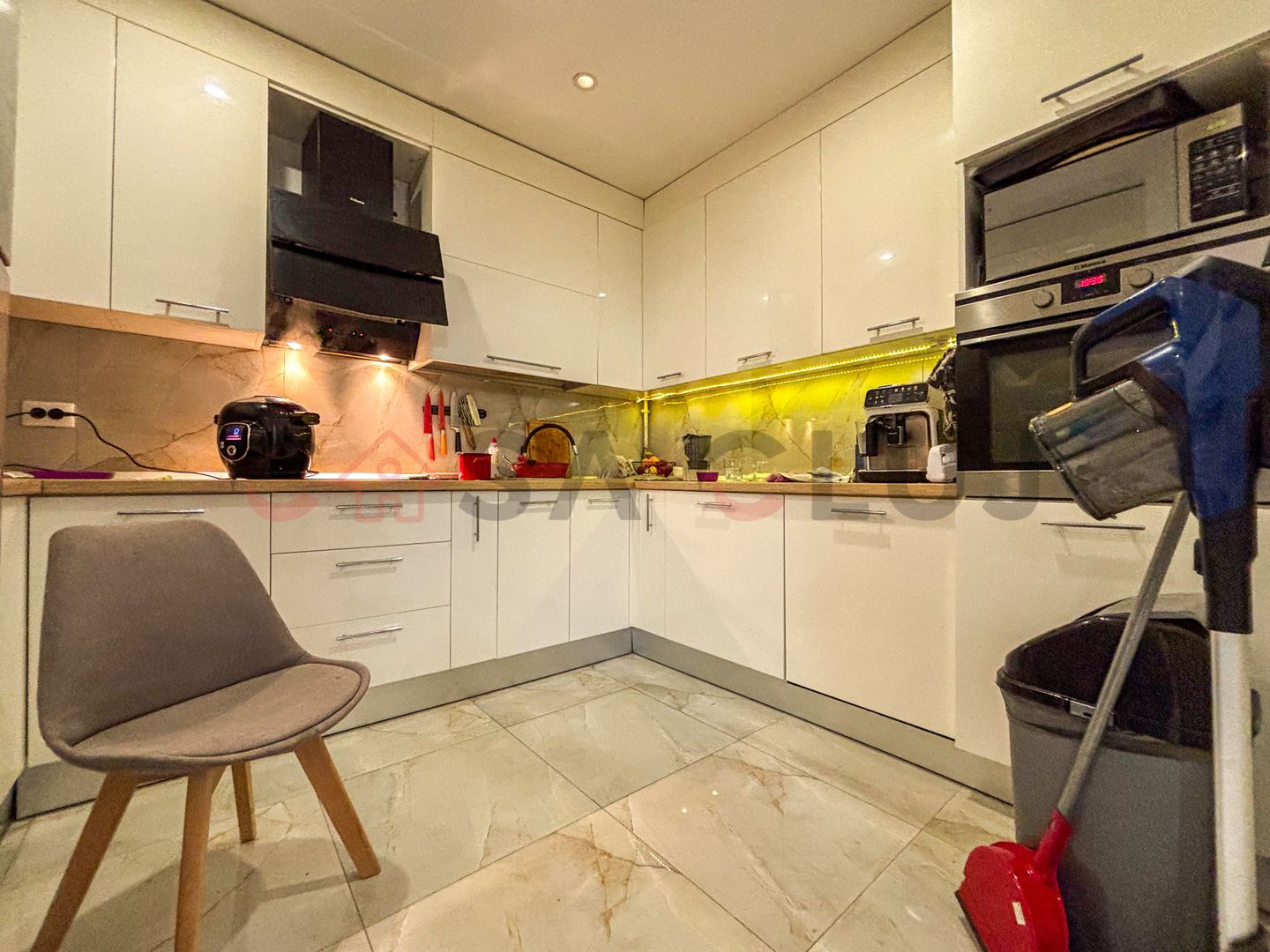 Modern | 2 bai | Bloc Nou  -  Zona Revo Iris - Poză 6