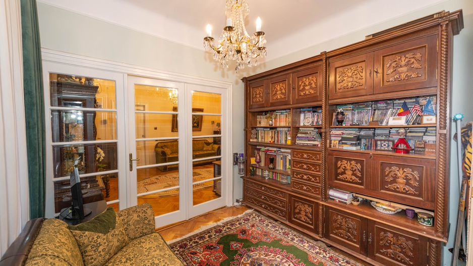 Casa de vanzare, 138 mpu, 244 teren, curte, garaj, Cartierul Domenii - Poză 4