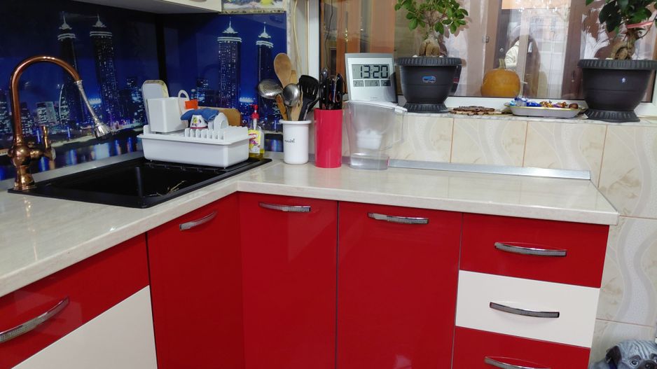 Garsonieră etaj 1, zonă Mall – mobilată și utilată, 28 mp - Poză 2