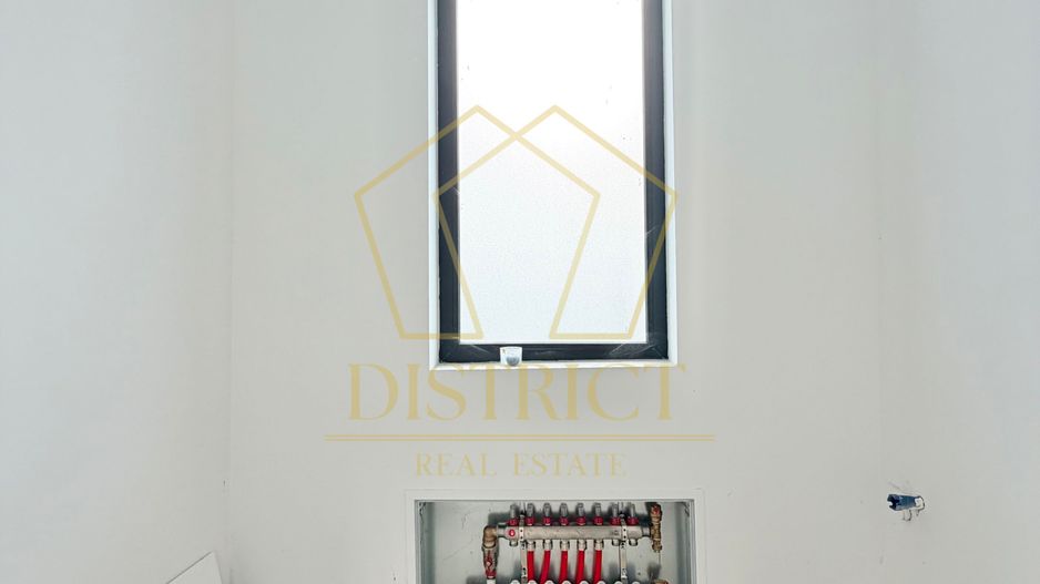 Duplex-uri cu 4 camere, 3 bai si perete coumn dublu in Chisoda, la asfalt. - Poză 18