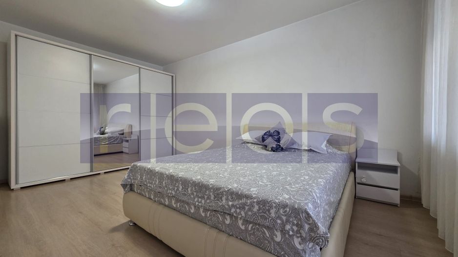 VANZARE -2 CAMERE -DECOMANDAT -PARCARE -CENTRALA PROPRIE - Poză 4