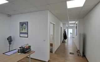 Spațiu pretabil birouri/cabinete medicale - Poză 14