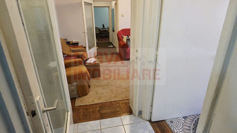 Vanzare apartament 3 camere, 54,99 mp, etaj 1/4, zona Democrației - Poză 17