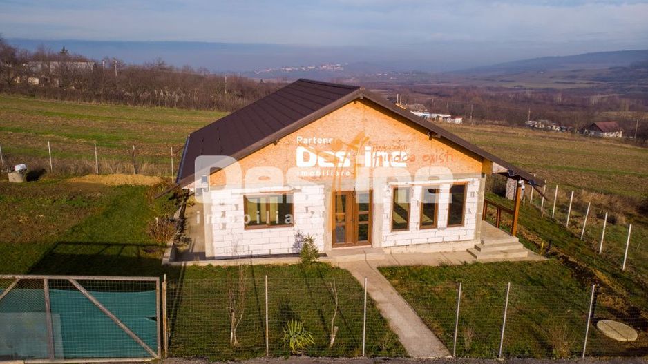 Casă individuală 3 camere 75 mp P+POD 570 mp teren - Poză 4