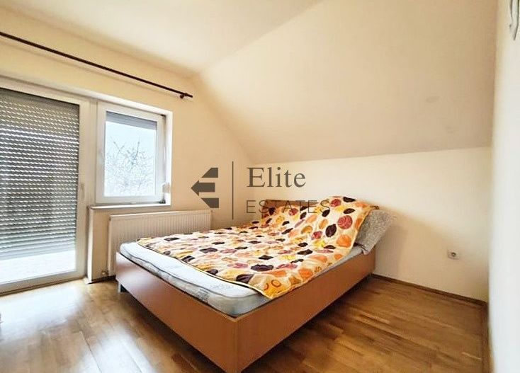 Casa cu 4 camere garaj si curte de 500 mp in Nojorid - Poză 7