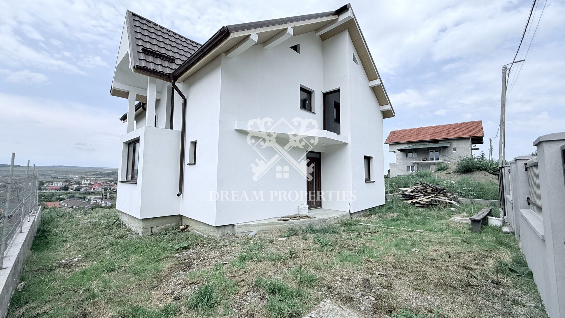 Casa individuala 5 camere, 2 bai, 120 mp, teren 300 mp, Sannicoara - Poză 2