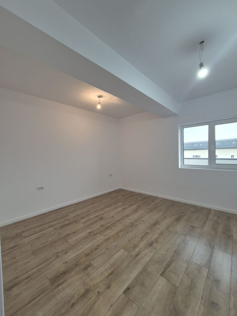 2 camere finisaje premium incalzire in pardoseala - Poză 10