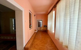 Casă Săsească autentică de vânzare în Râșnov | Teren 720 mp | toate utilitățile - Poză 19