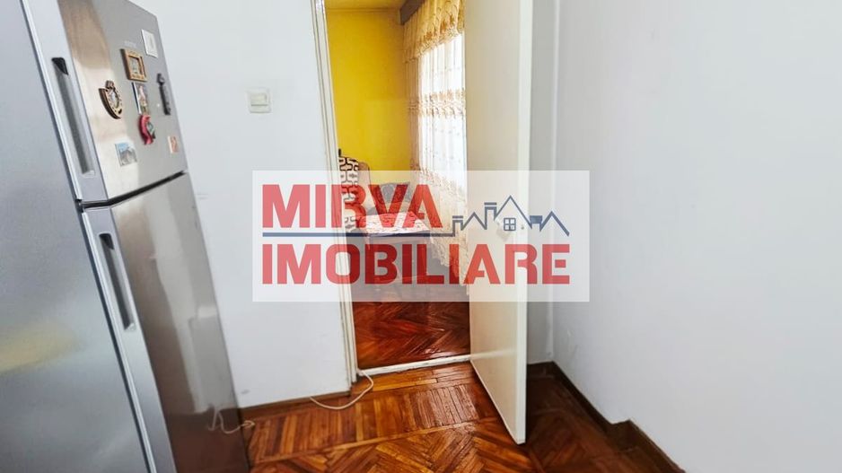 🏡 ✨ ÎN EXCLUSIVITATE – Apartament 4 camere, zona Vest – Kaufland ✨ 🏡 - Poză 2