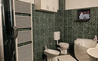 Casa- Str Tismana, zona Spitalul nr 1 - Poză 15