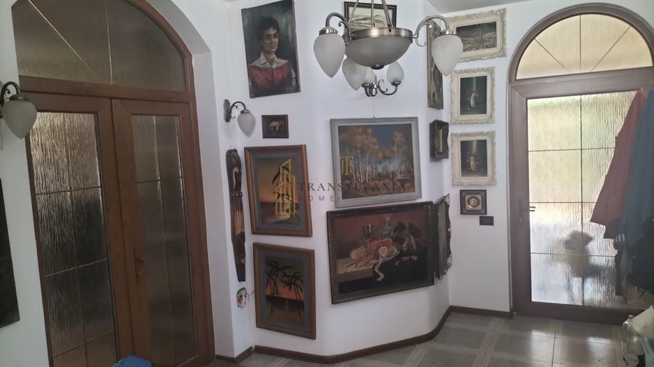 Casa in zona ultracentrala in orasul Blaj - Poză 10