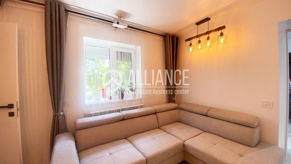 Valu lui Traian (COD 07) Casă  3 camere cu teren  de 930 mp - Poză 10