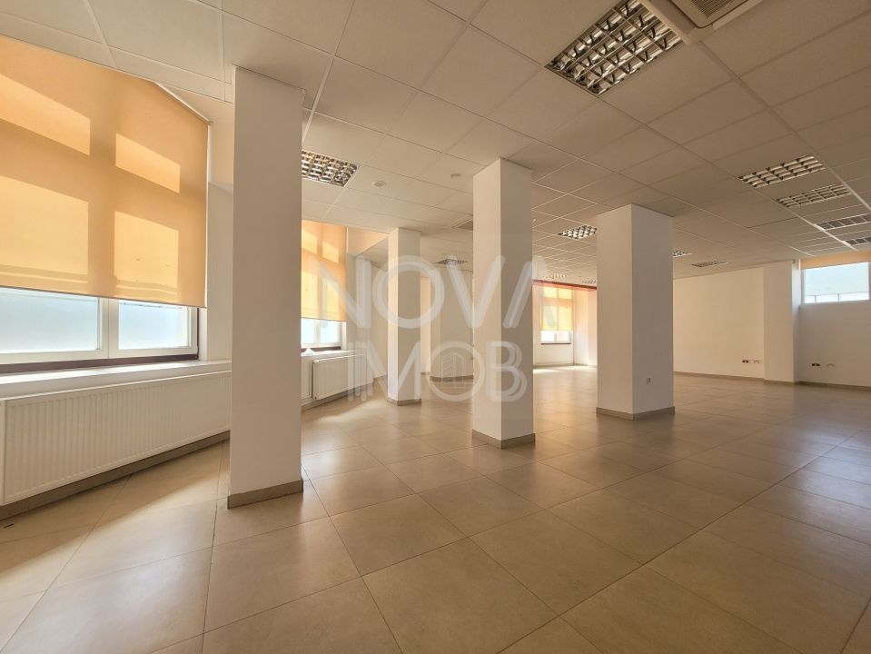 Spatiu comercial de inchiriat 875mp - Piata Cluj - Poză 2