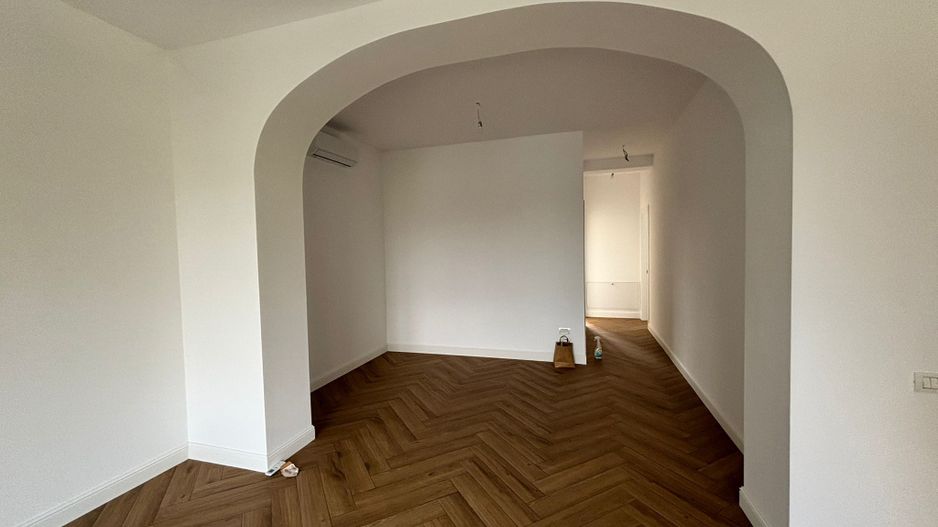 apartament 3  Camere I Terasa 80mp I Loc Parcare - Poză 3