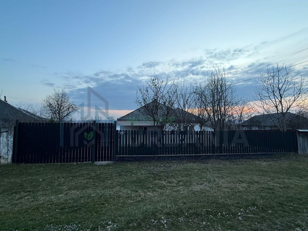 Casă de vânzare în satul Hărtoape, comuna Vânători, județul Iași - Poză 8