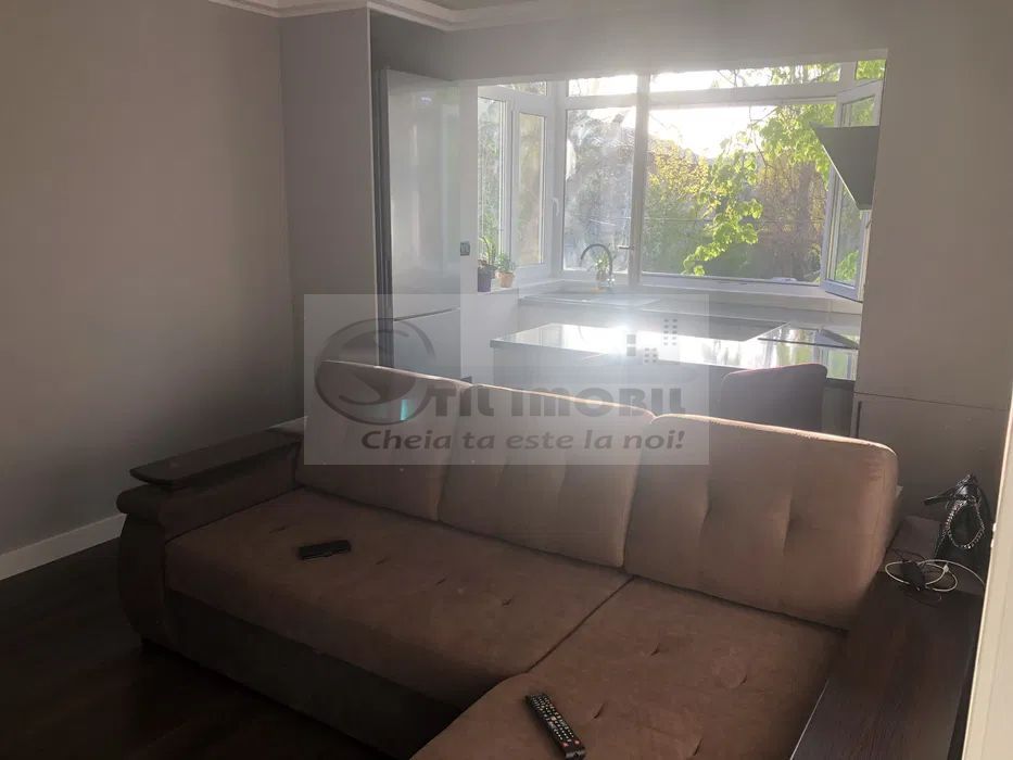 Ap 3 camere, , mobilat/utilat, et.1, Podu Ros- 125.000 € - Poză 3