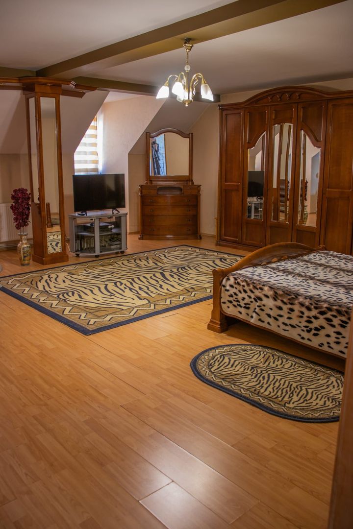 Casa/Vilă cu 7 Camere I 820 mp I Suceava - Poză 10