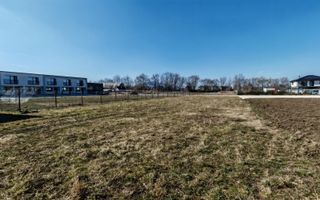BARTOLOMEU,teren intravilan de 774 mp,intre case,constructii P+2 - Poză 3