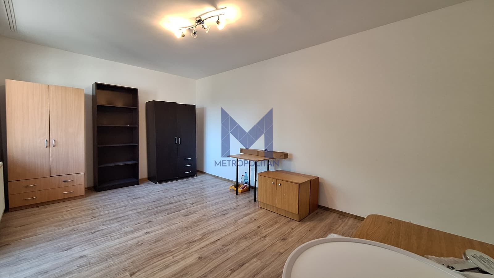 De închiriat apartament 2 camere decomandat I strada Lunii - Poză 5
