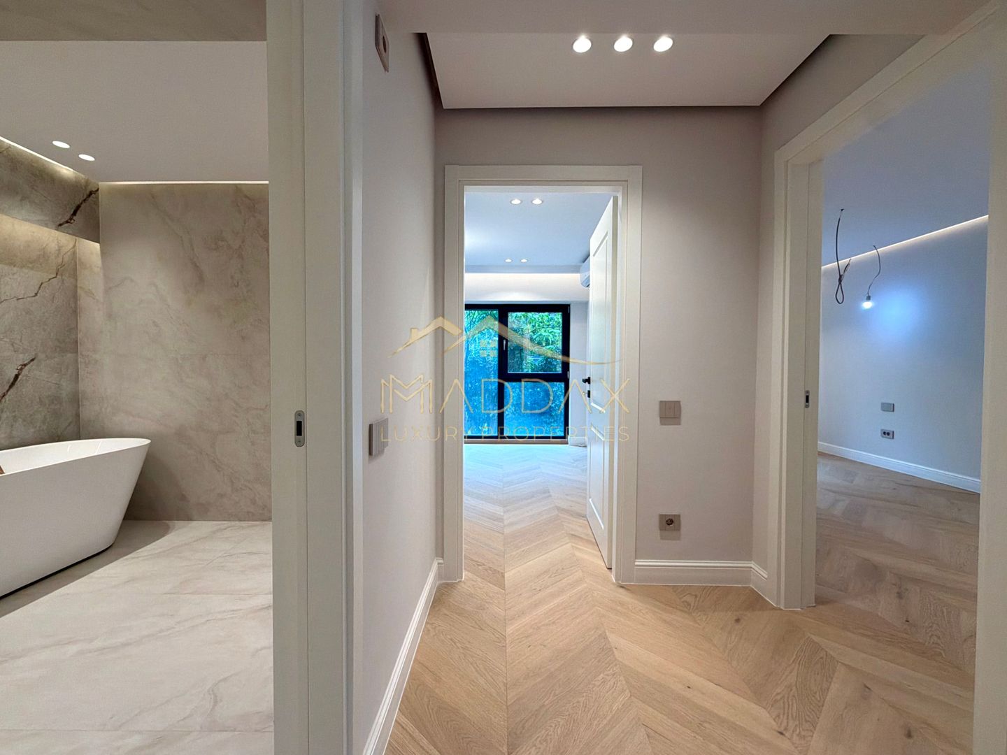 Duplex 4 camere cu gradina //  200 mp + curte 150mp // Straulesti - Poză 25
