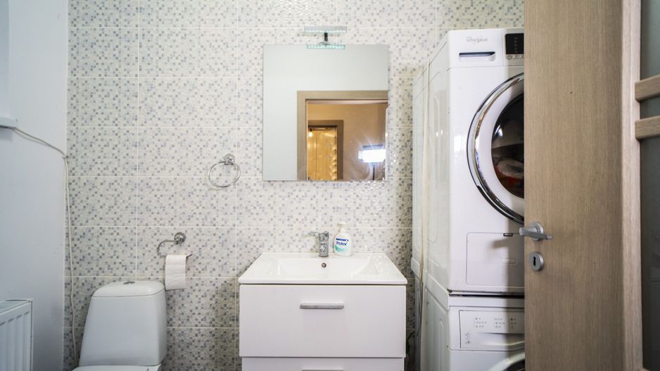 Domnesti - Tudor Vladimirescu - Energeticienilor, casa 4 camere, stb - Poză 6