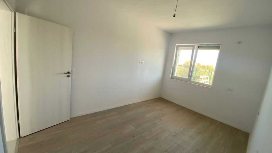 Giroc-Neptun | 3 Camere | Curte proprie | Decomandat | Lift | Disponibil imediat - Poză 6