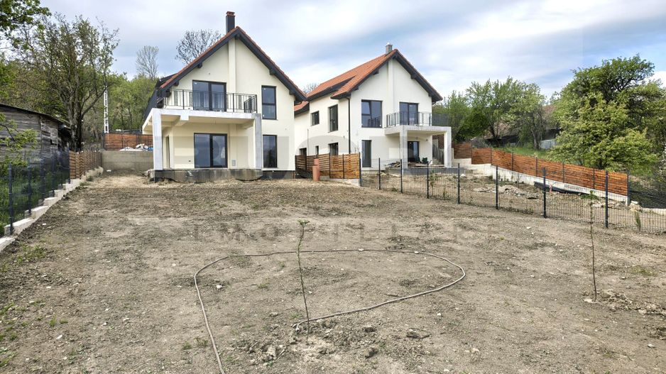 Casă modernă de vânzare – Gheorghieni | Priveliste panoramica - Poză 2