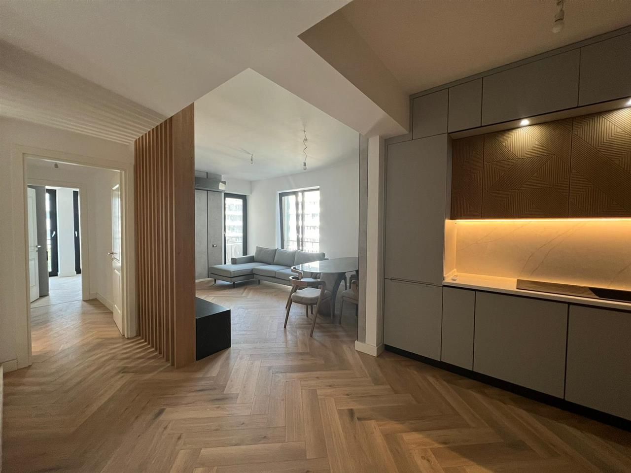 Penthouse 4 camere | Porche Pipera | Finalizat | Terasa 168 mp - Poză 1